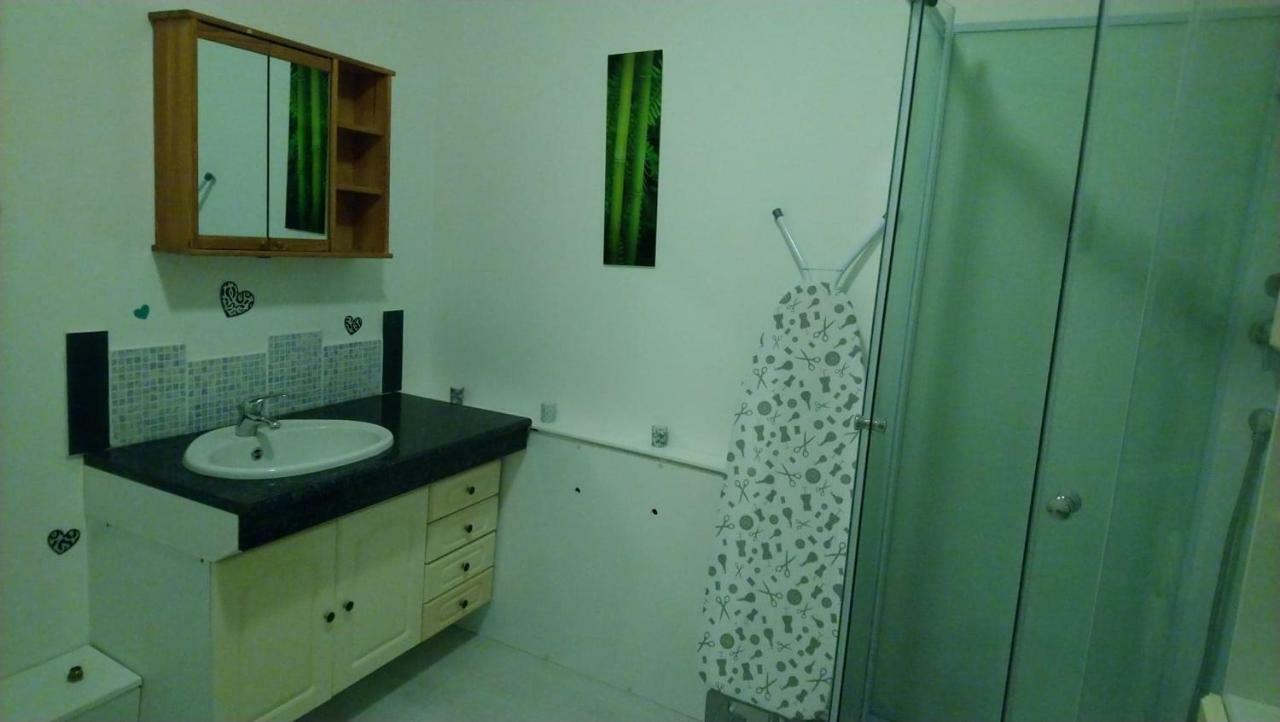 Gite Pour 6 Ou Chambre Pour 2 A Formigny エクステリア 写真